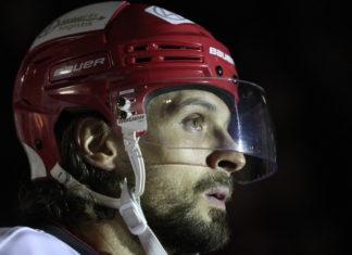 Andy Reiss bleibt Scorpions treu